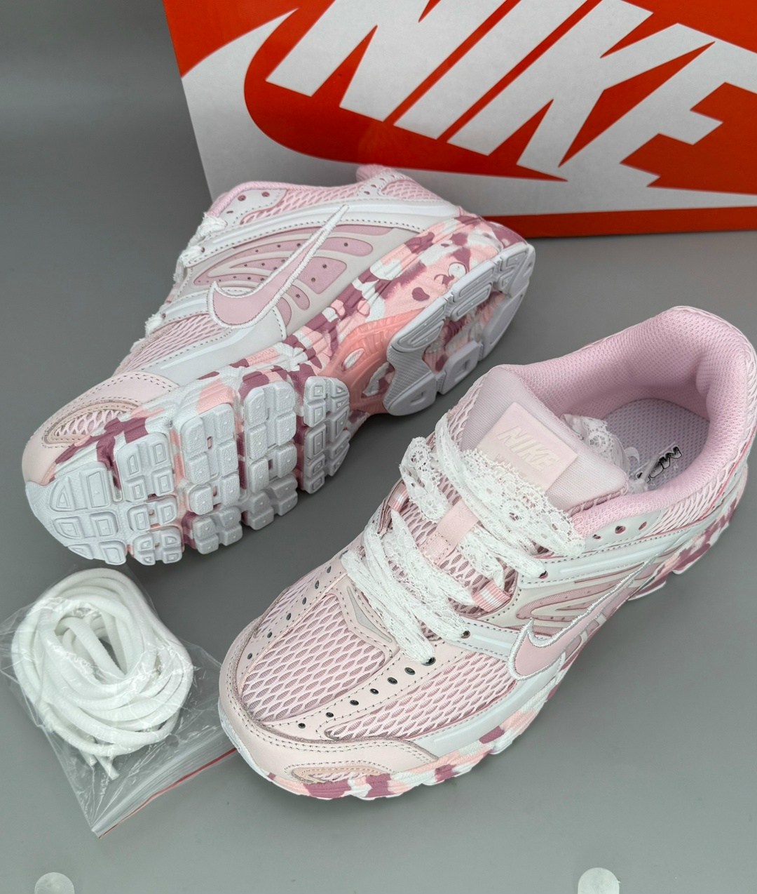 кроссовки nike,кроссовки женские nike,женские кроссовки,кроссовки nike zoom vomero 5,кроссовки nike initiator розовые