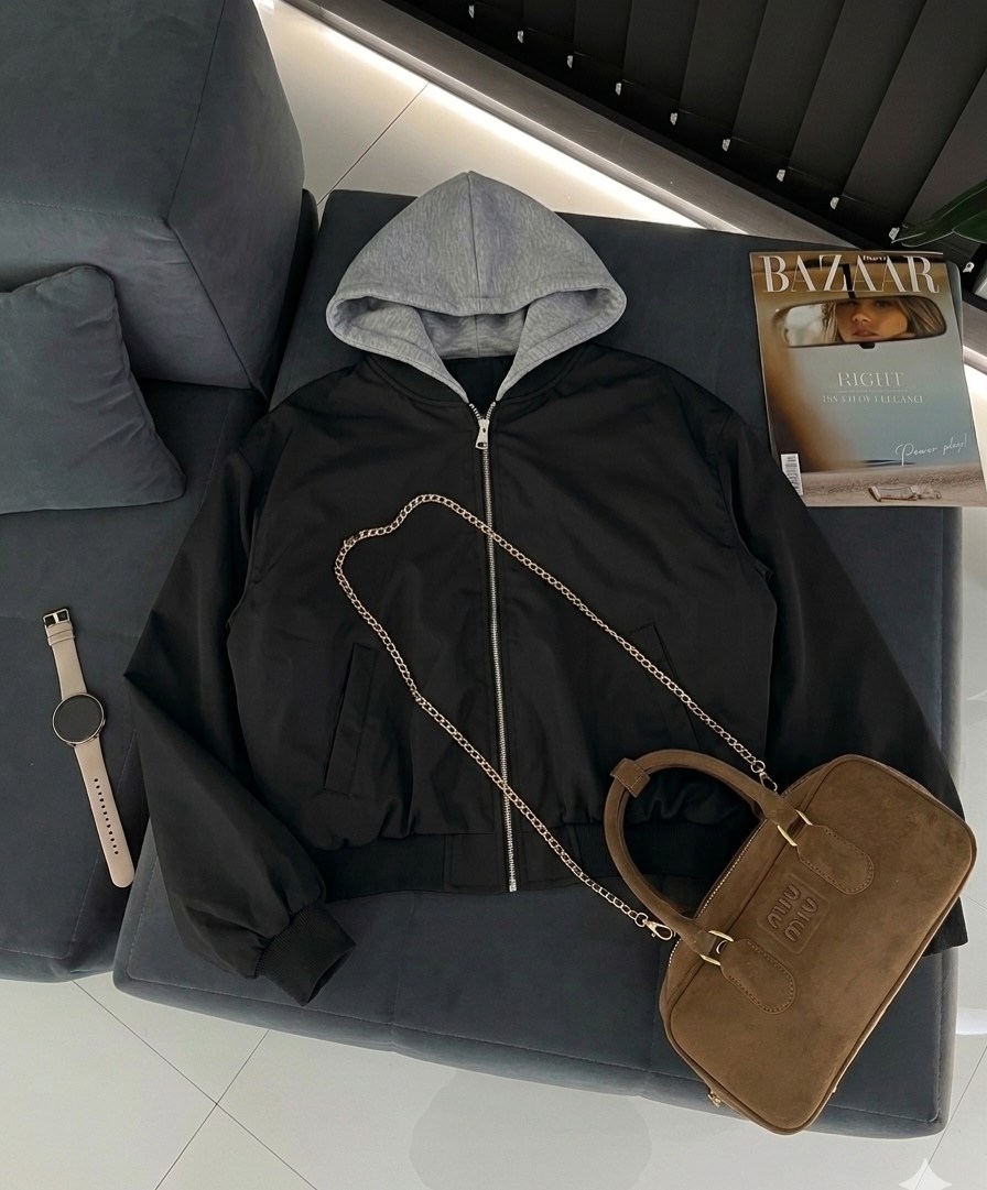 бомбер утепленный с капюшоном оверсайз sondi,бомбер с капюшоном,куртка оверсайз,женская куртка,бомбер оверсайз с капюшоном