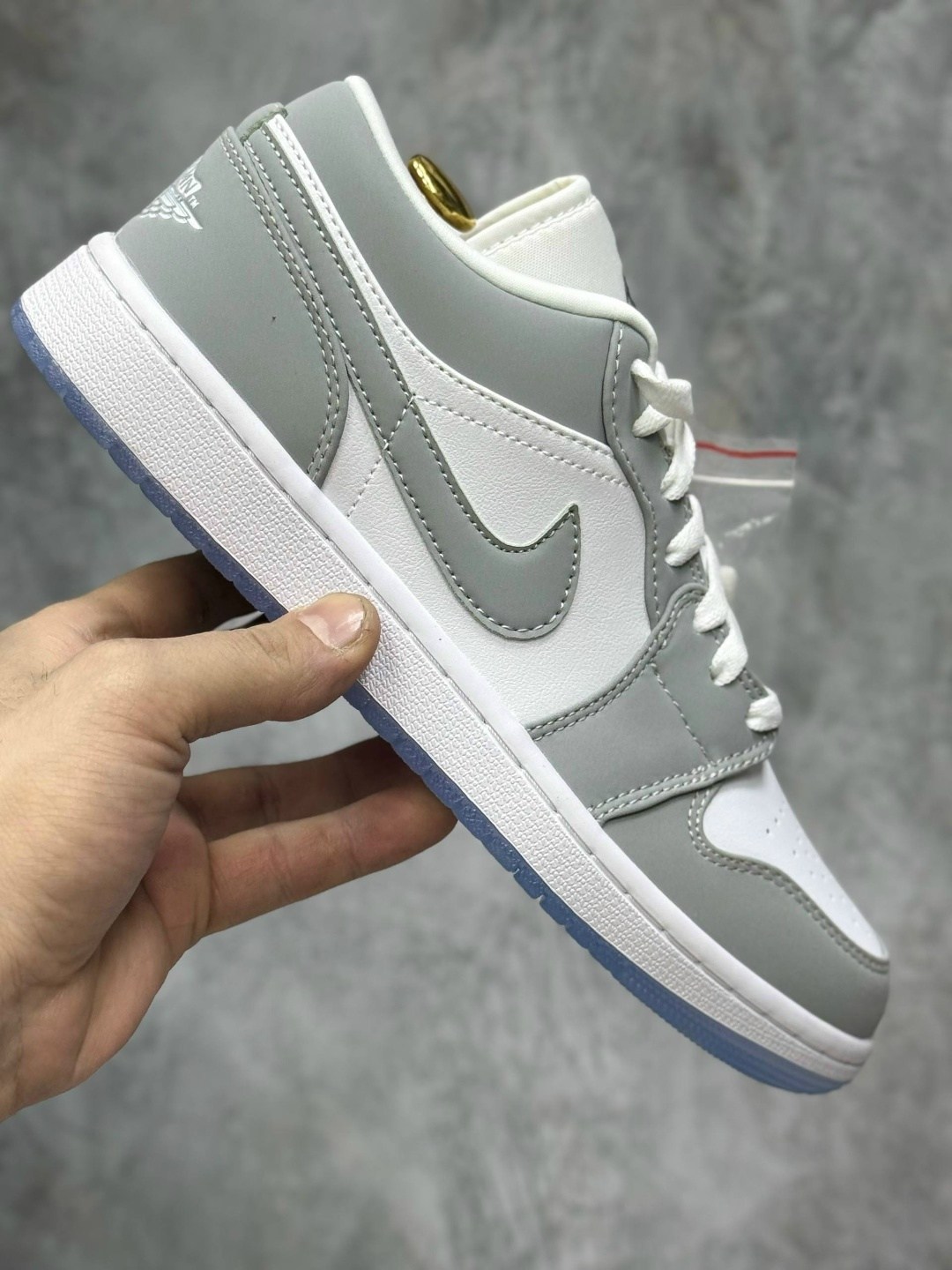 nike air jordan 1 low wolf grey,кроссовки nike air jordan 1 low wolf grey,nike air jordan 1 low,кроссовки nike air jordan 1 low,air jordan 1 low wolf grey dc0774-105