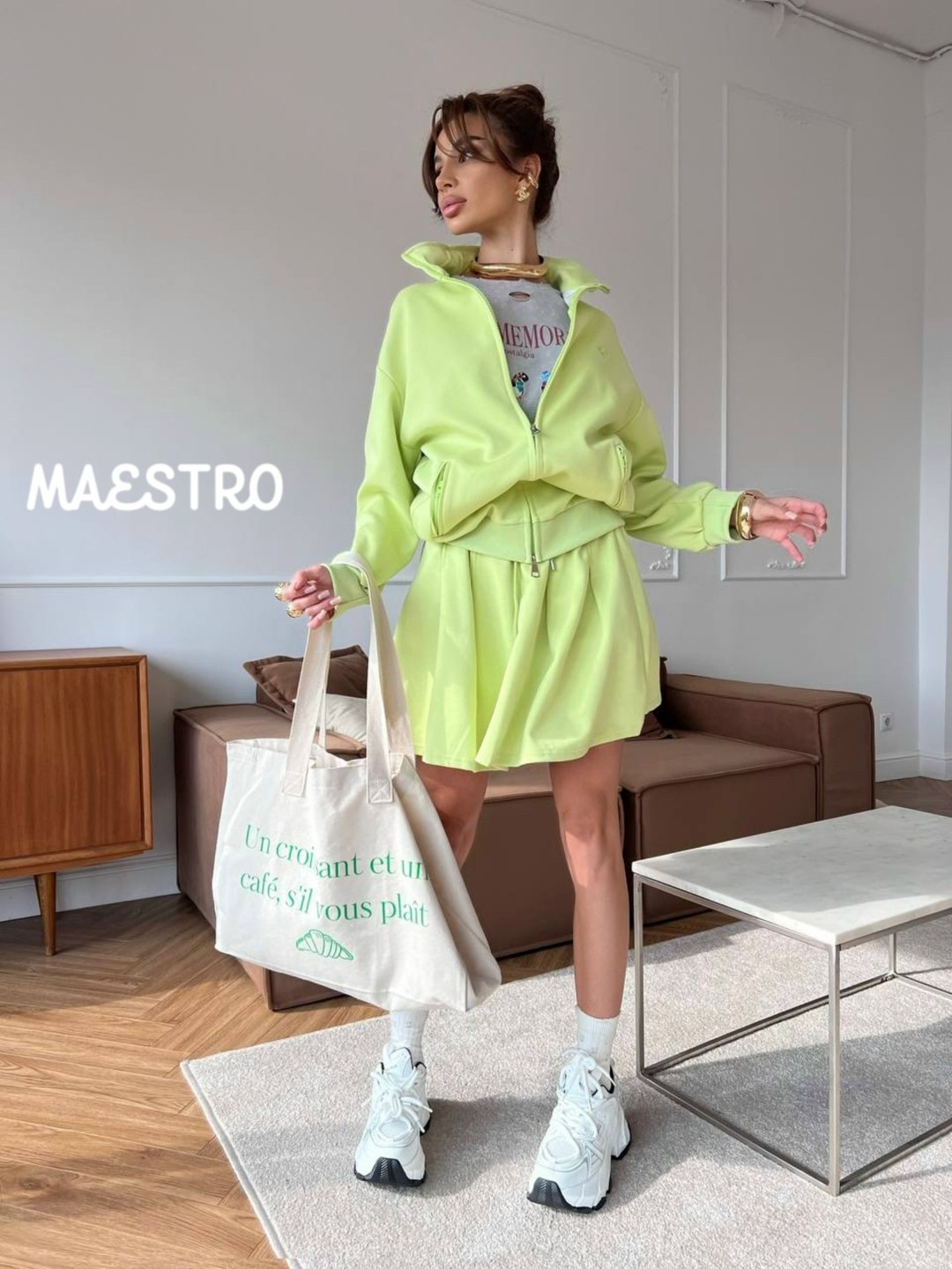 стильные костюмы,летний костюм яркий,костюм свитшот,летние костюмы,женские костюмы