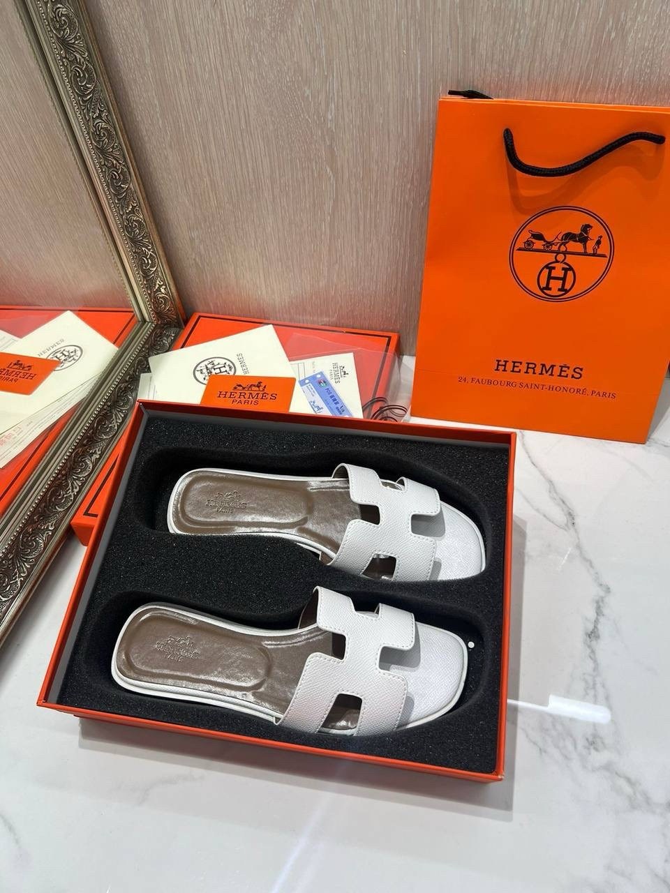 шлепанцы hermes,шлепки hermes женские,hermes тапочки,женские шлепанцы,тапки женские hermes