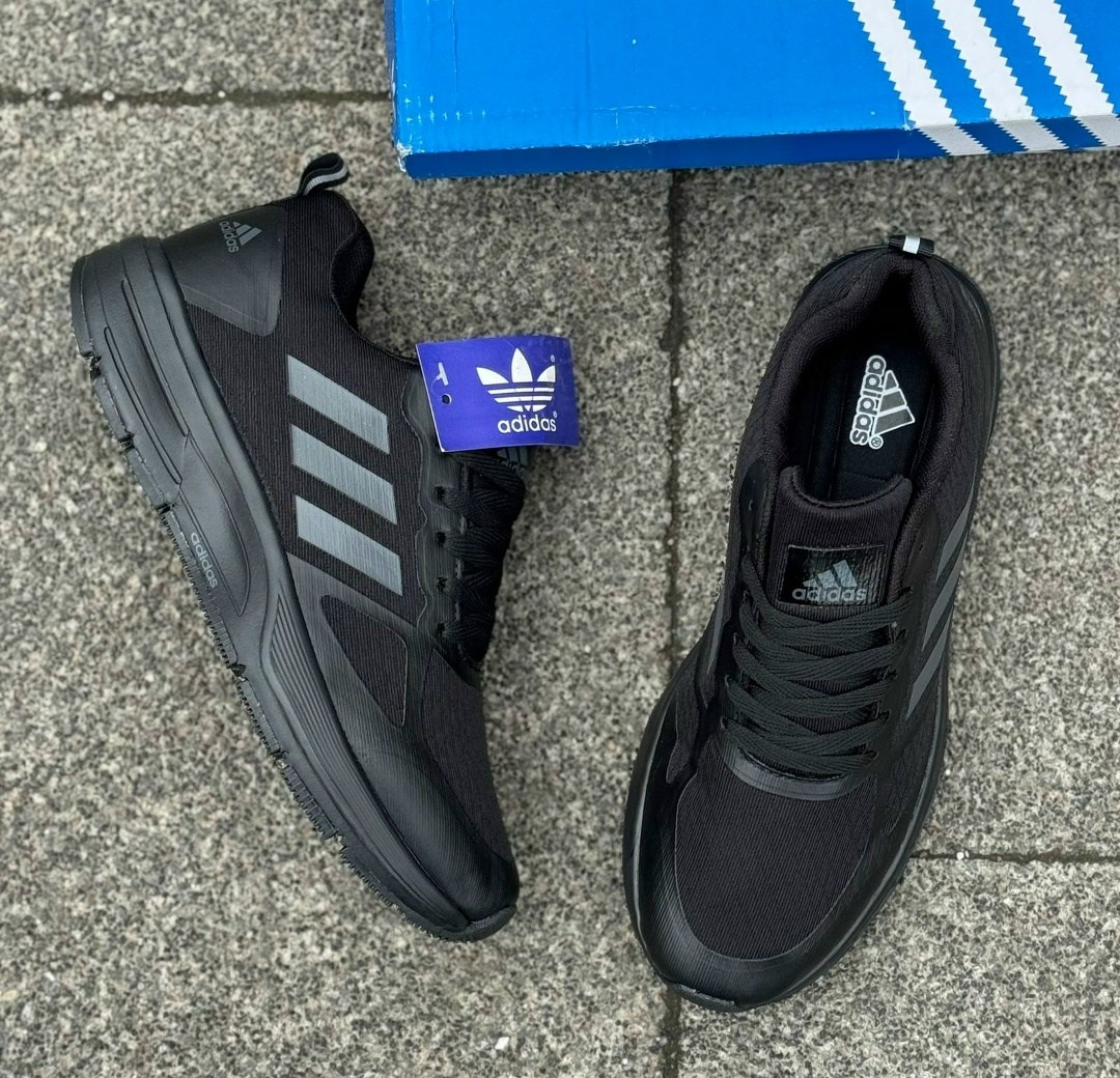 мужские кроссовки adidas,adidas кроссовки,кроссовки adidas черные,дышащие кроссовки адидас,adidas кроссовки adidas