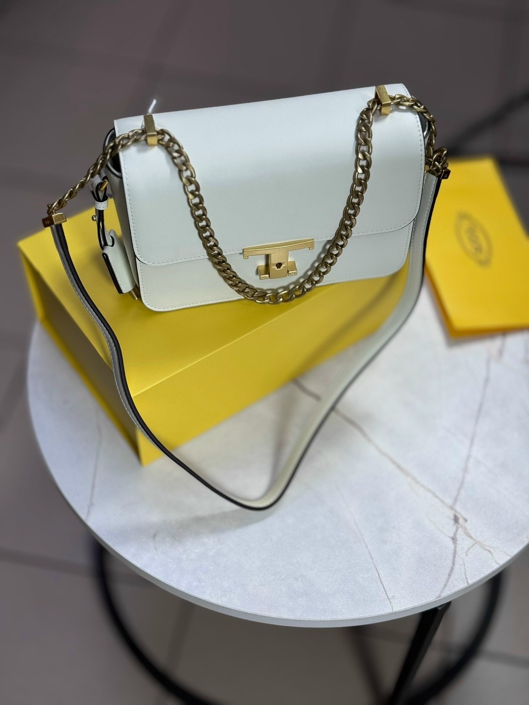 сумка,сумки женская,сумки на плечо,сумка на плечо тоут,модная сумка