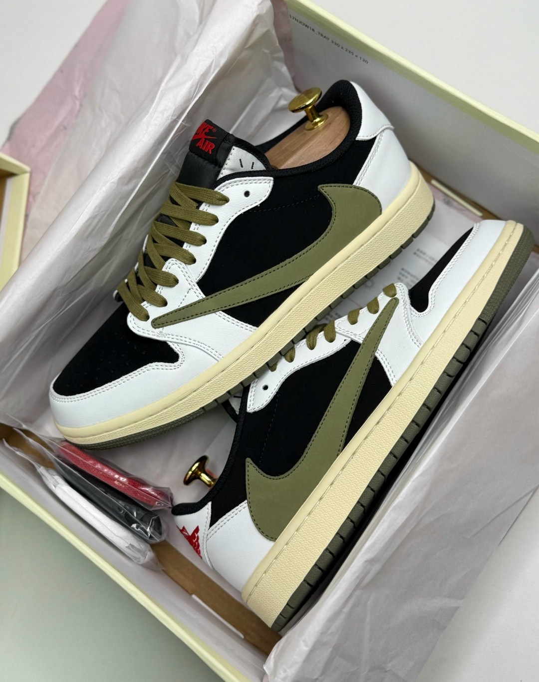 кроссовки nike travis scott x air jordan 1 low,кроссовки travis scott x air jordan 1 low,кроссовки nike air jordan 1 travis scott,кроссовки nike air jordan 1 low travis scott,кроссовки travis scott x