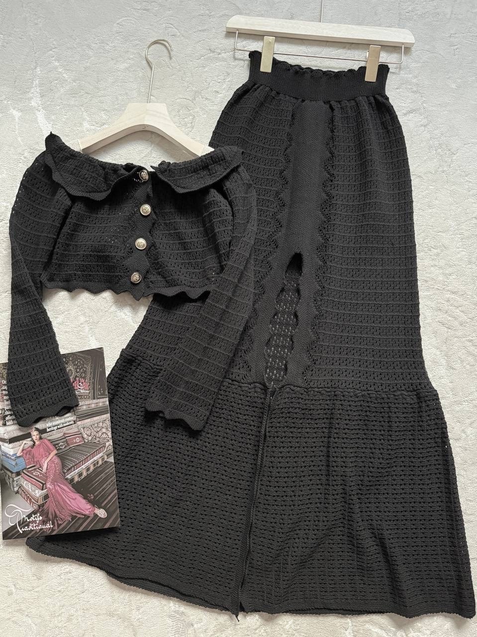 стильные костюмы,модная ,костюм топ с юбкой,трикотажные костюмы,топ с юбкой