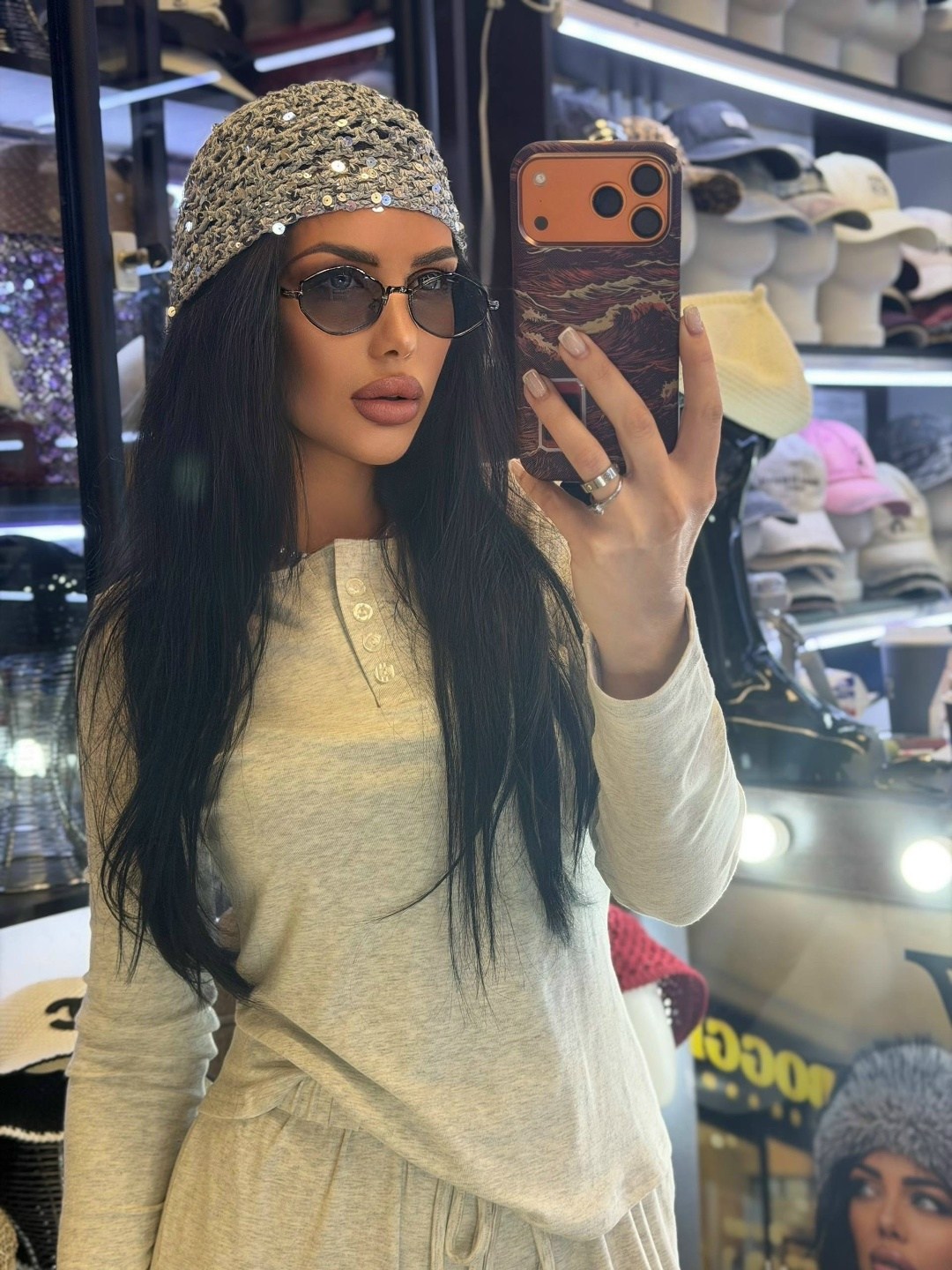 модные головные уборы,модная шапка,шапка женская,шапка для женщин