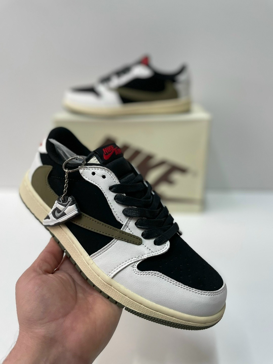 кроссовки nike air jordan travis scott,кроссовки nike air jordan 1 travis scott,кроссовки nike travis scott air jordan 1 low,кроссовки nike air jordan 1 low travis scott olive,nike air jordan 1 low tr