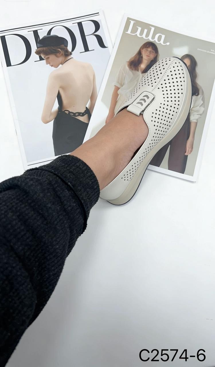 слипоны с перфорацией женские,,лоферы с перфорацией женские,мокасины женские кожаные с перфорацией,женские мокасины