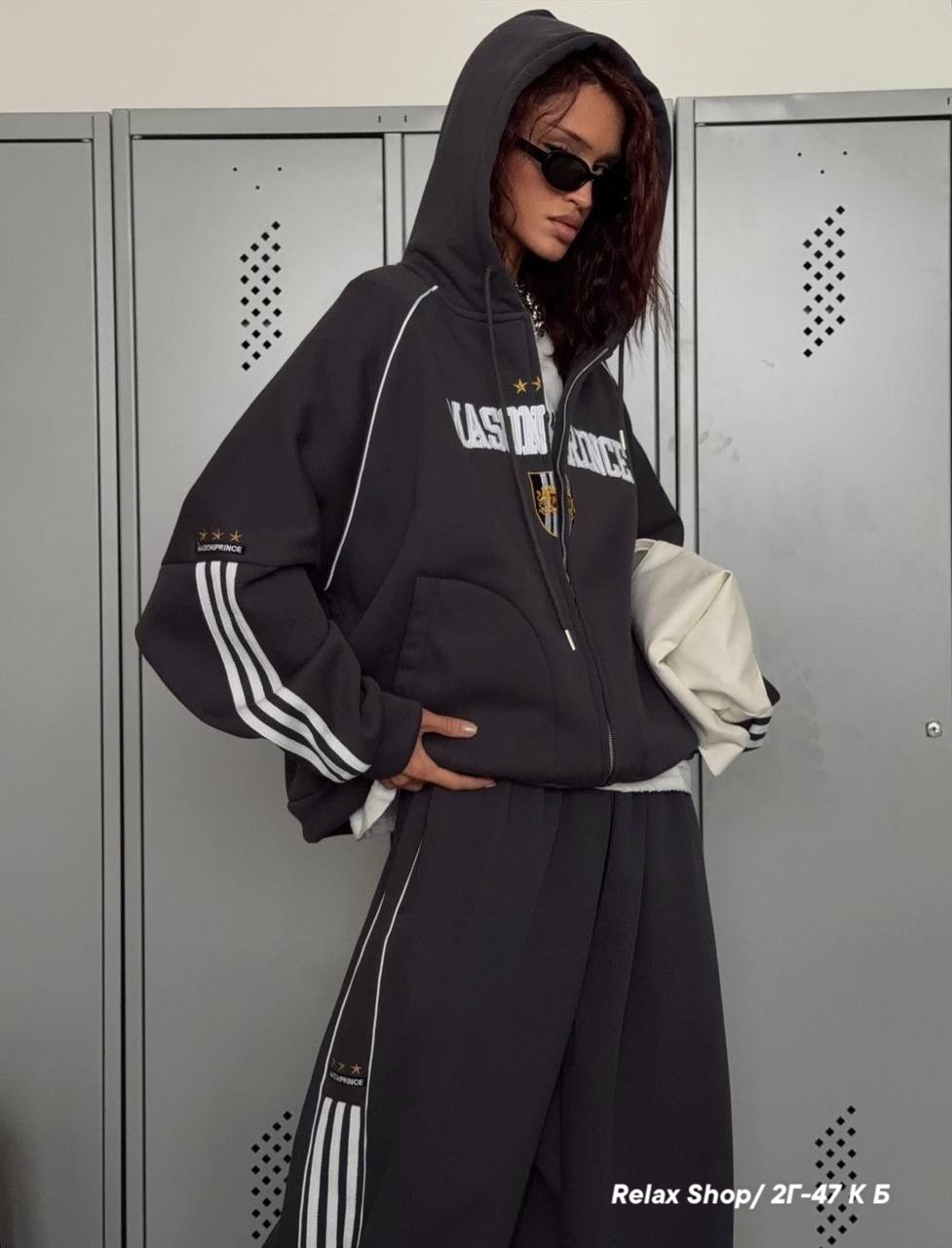 костюм спортивный адидас баленсиага,штаны адидас баленсиага,спортивные брюки adidas originals,костюм спортивный женский balenciaga x adidas luxe,adidas tracksuit