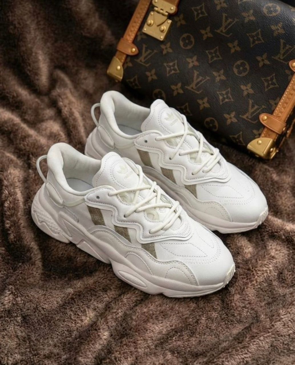 кроссовки adidas ozweego,кроссовки женские adidas ozweego,adidas originals ozweego,adidas ozweego,мужские кроссовки adidas ozweego
