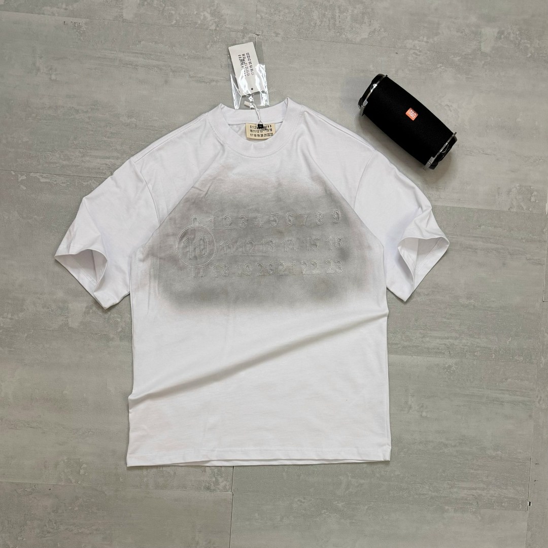 мужская футболка,футболка голубая,футболка,брендовые футболки