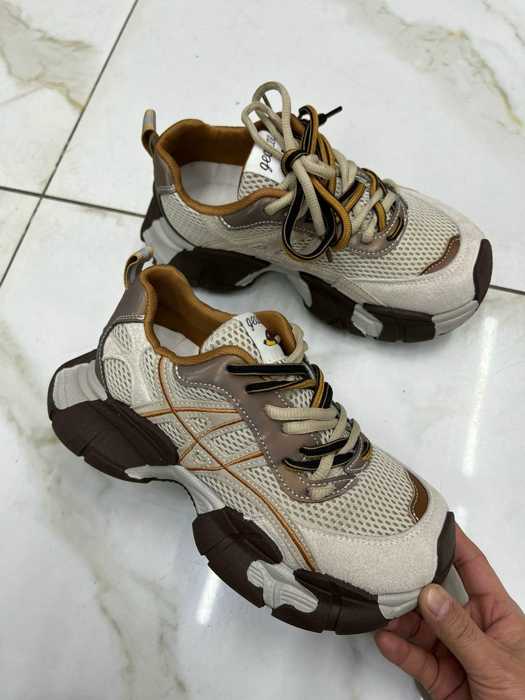 кроссовки женские,модные кроссовки,массивные кроссовки,кроссовки,женские массивные кроссовки