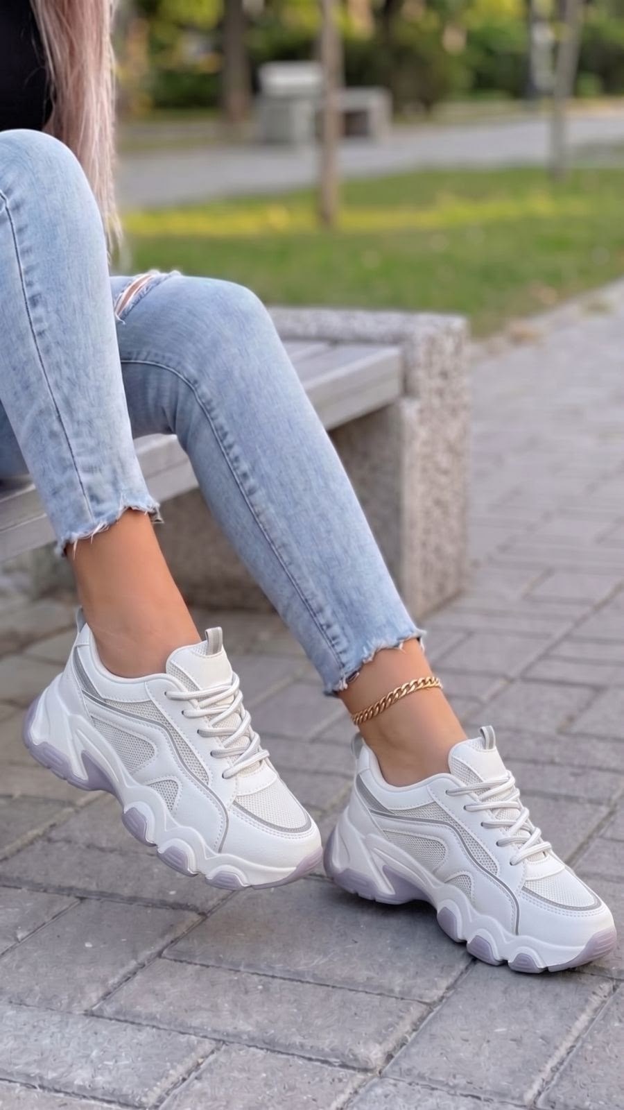 кроссовки женскиe,кроссовки,кроссовки модные,модные женские кроссовки,кроссовки для женщин