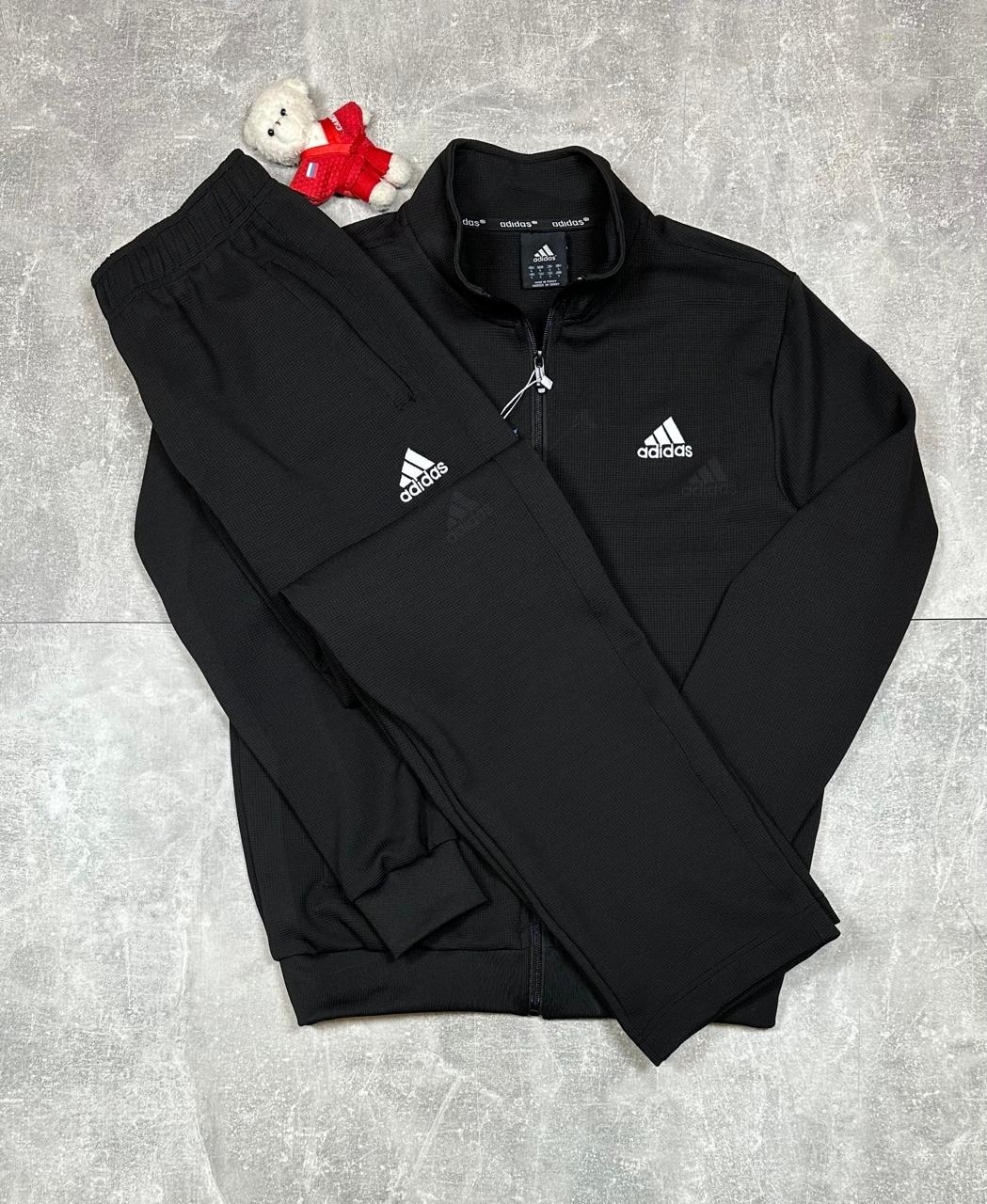 спортивный костюм adidas,спортивный костюм мужской adidas,спортивный костюм adidas теплый,костюм adidas,костюм спортивный adidas original