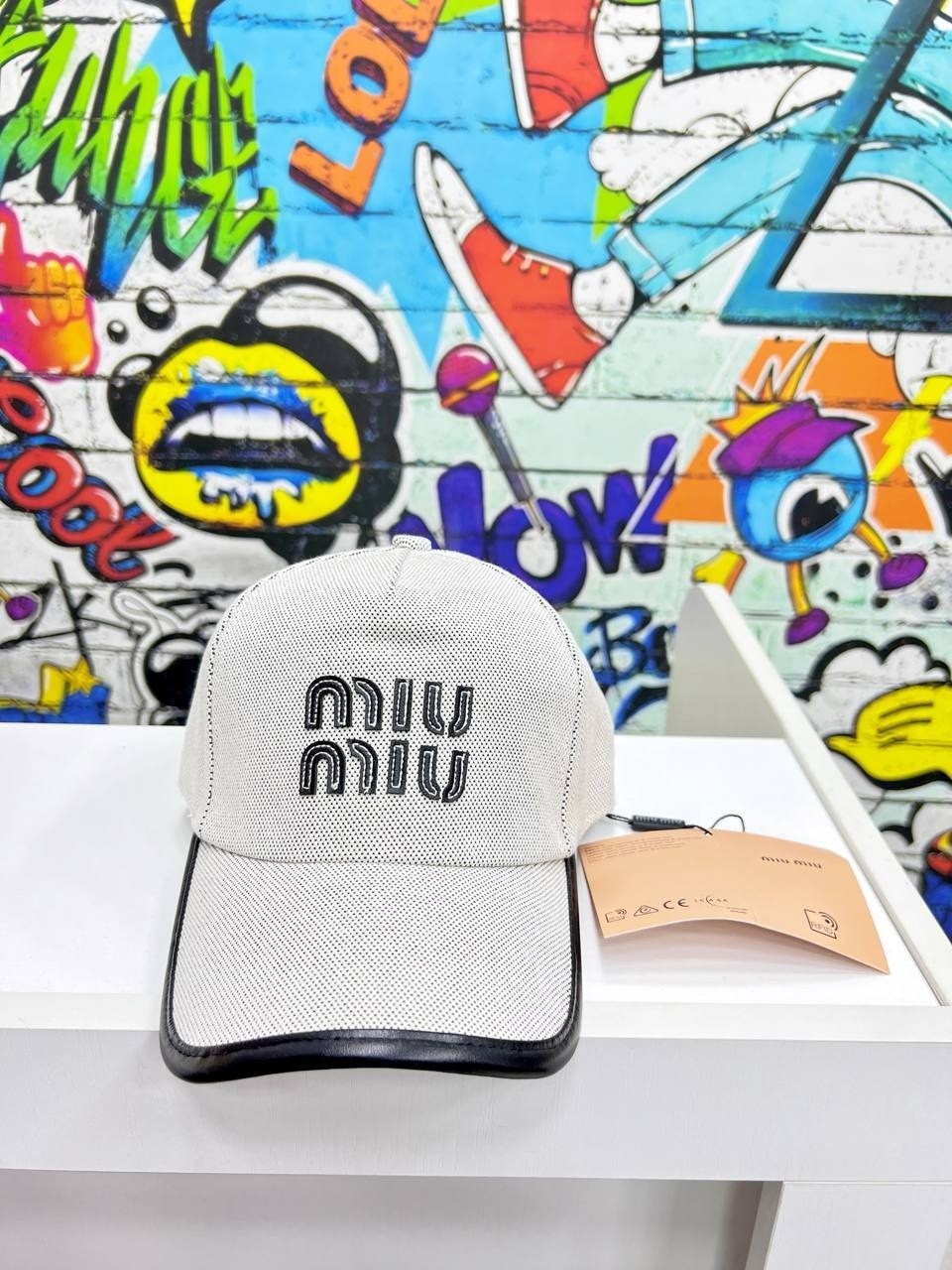 бейсболка miu miu,бейсболка miu,стильная бейсболка,бейсболка модная,бейсболка