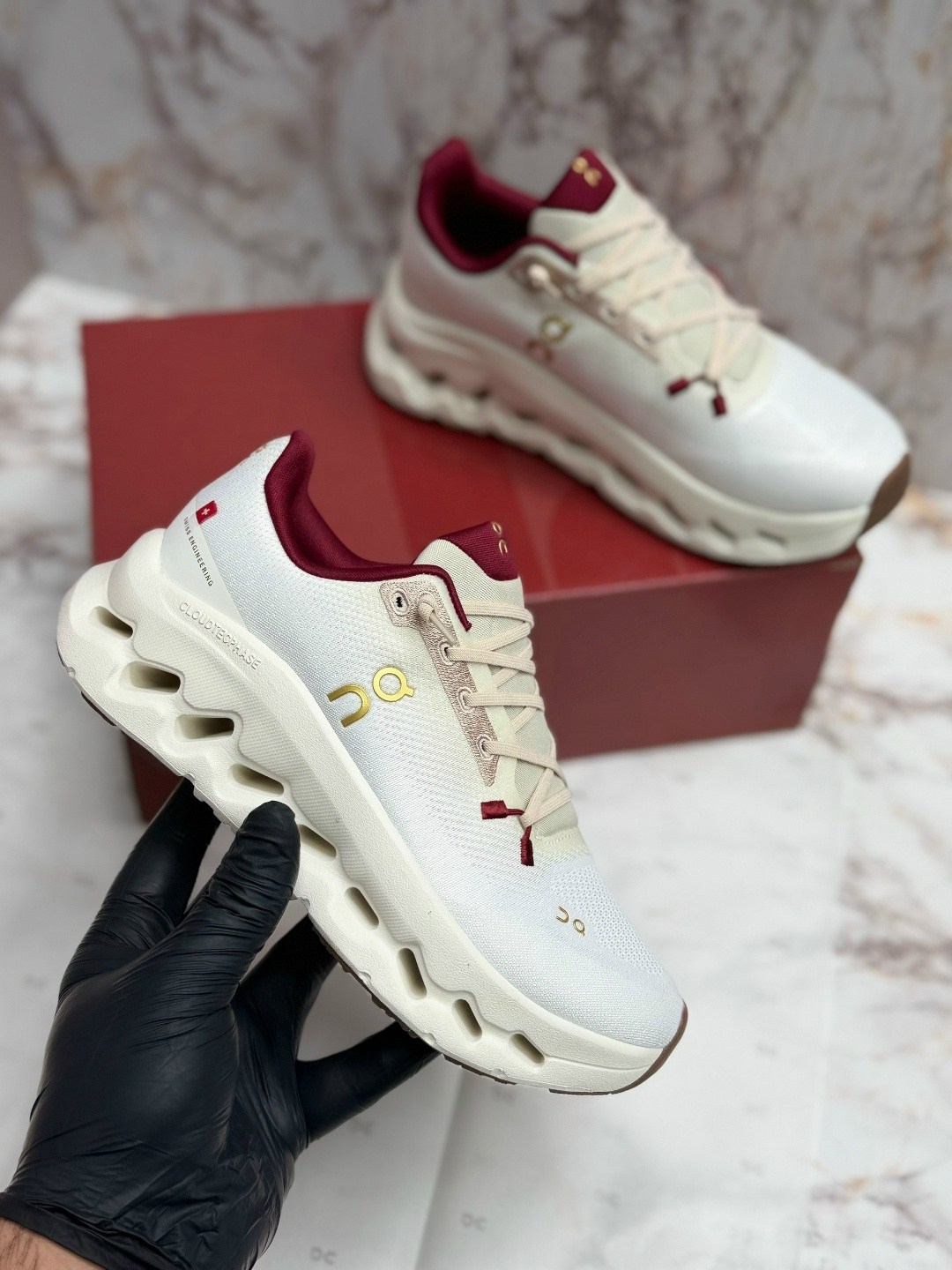 спортивная ,кроссовки женскиe,кроссовки on,оригинальные кроссовки,кроссовки cпортивные