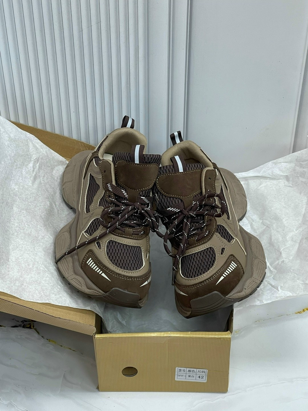 женские кроссовки,женские массивные кроссовки,женские кроссовки на массивной платформе,,женская спортивная , женские кроссовки на массивной платформе