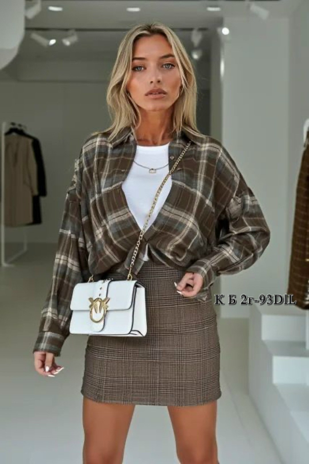 женская рубашка,рубашка женская в клетку,женская рубашка оверсайз в клетку,рубашка женская в клетку оверсайз lipsi,рубашка летняя в клетку оверсайз