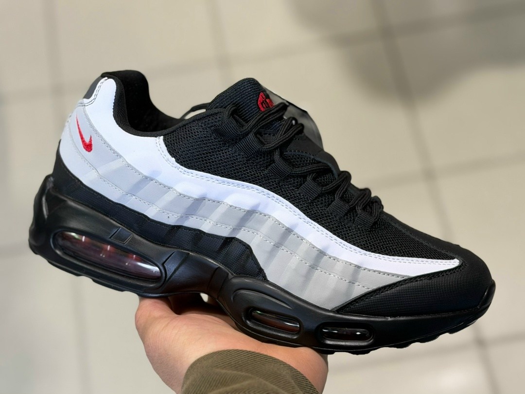 кроссовки nike air max 95,мужские кроссовки nike air max 95,nike air max 95,nike air max 95 essential,nike air max 95 triple black