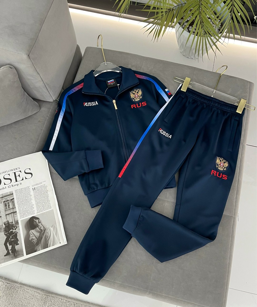 спортивный костюм russia,мужской спортивный костюм russia,спортивный костюм forward russia,белый парадный костюм форвард,спортивный костюм russia цвет белый