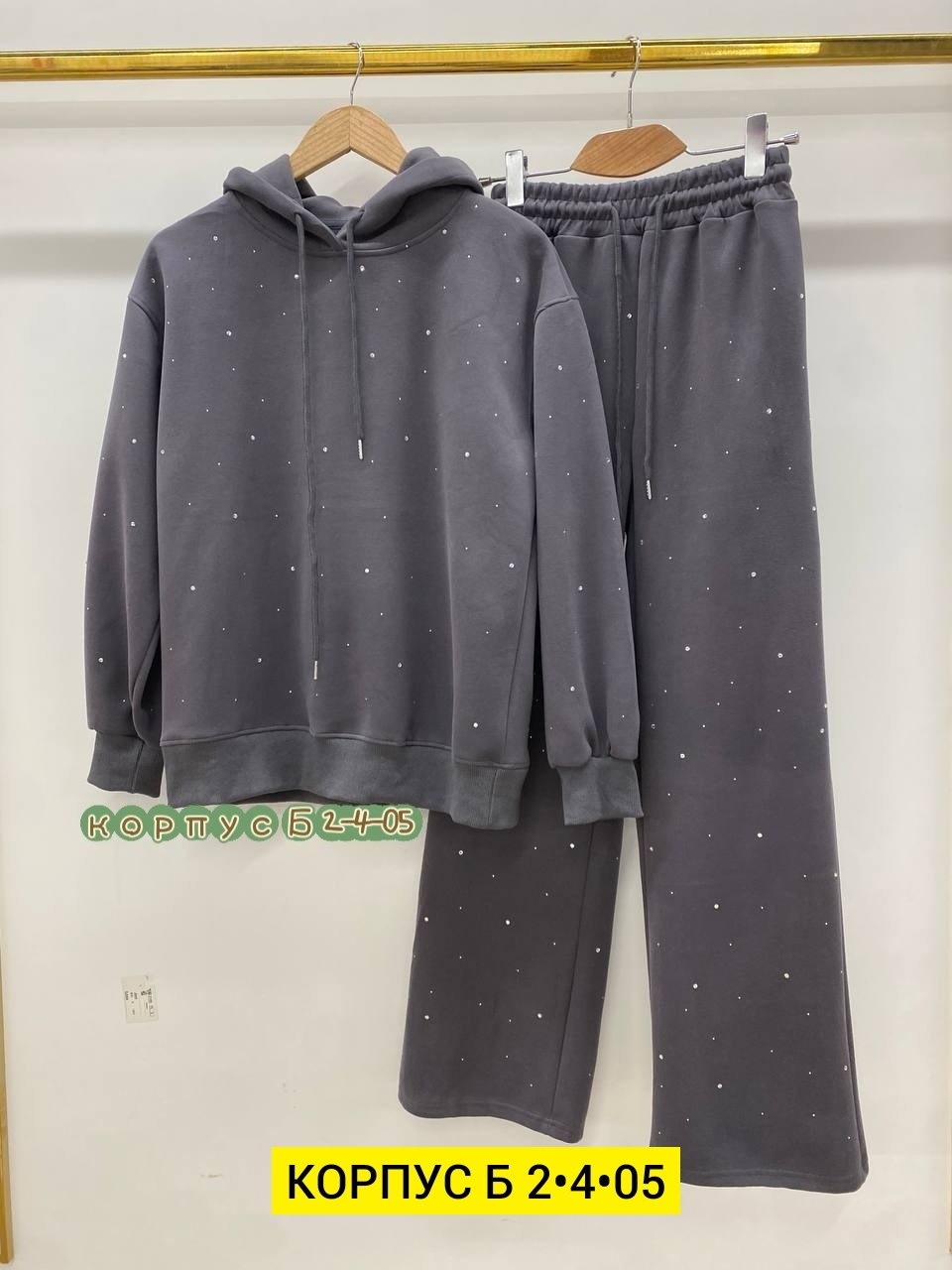 костюм белый,женские костюмы,женский спортивный костюм,спортивный костюм,костюм