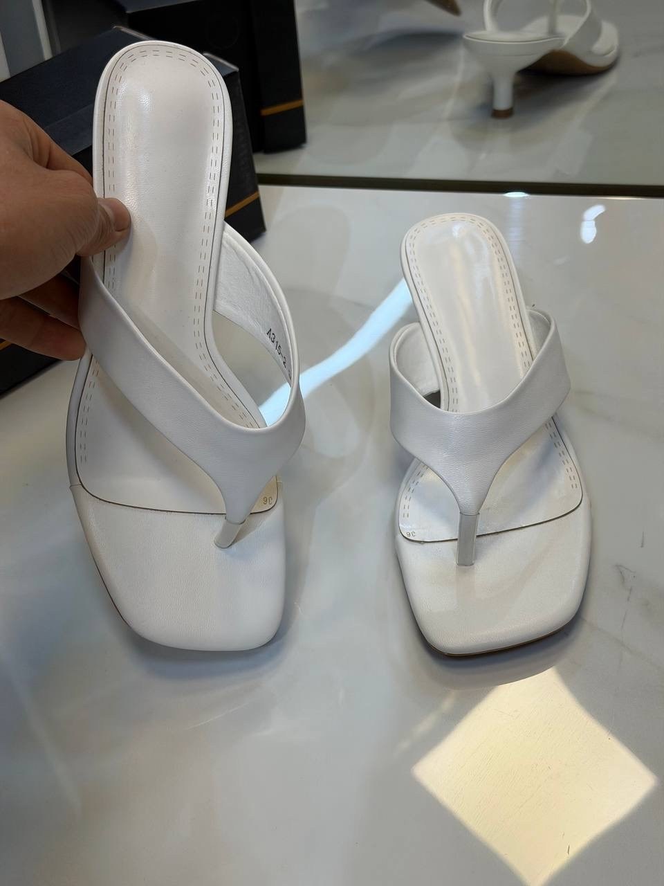 ,босоножки хермес,сандалии стильные,женские босоножки,женские сандалии