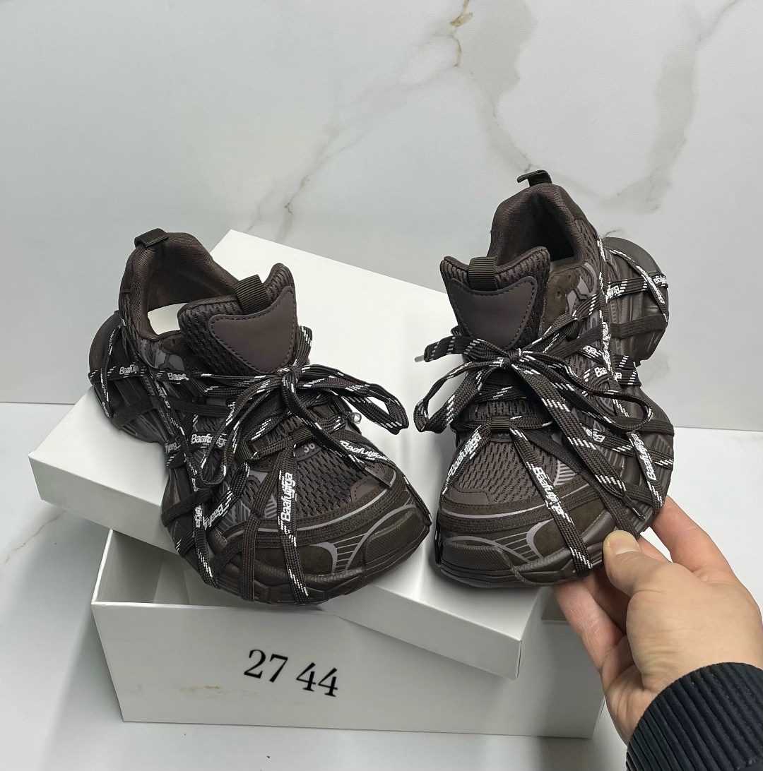 кроссовки balenciaga женские,balenciaga кроссовки,,кроссовки баленсиага 3 xl,кроссовки balenciaga 3 xl