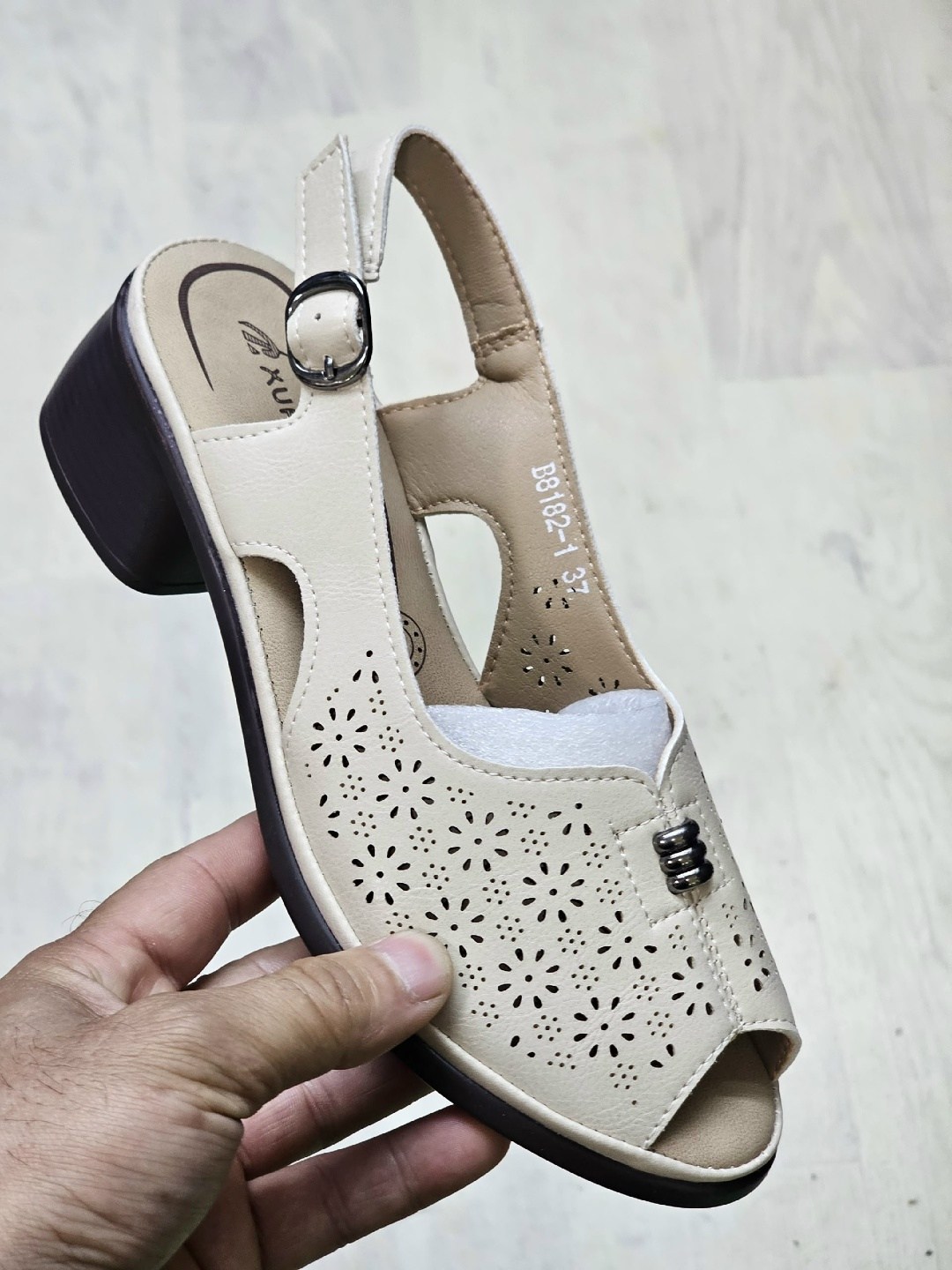 босоножки женские,,босоножки летние,босоножки с перфорацией,босоножки baden