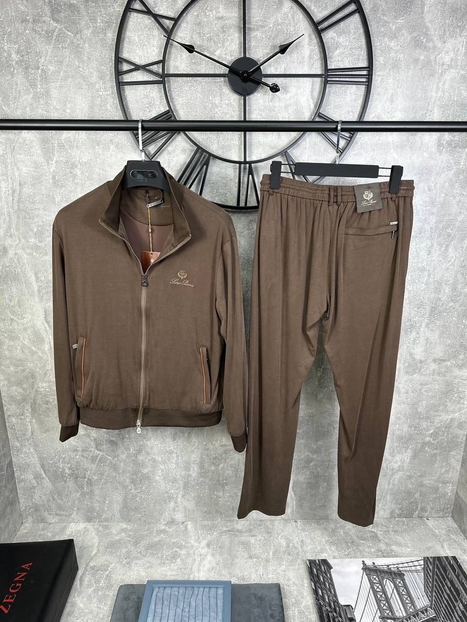 спортивный костюм brunello cucinelli,спортивный костюм loro piana,спортивный костюм brunello cucinelli чёрный,спортивный костюм лоро пиано мужской,мужской спортивный костюм