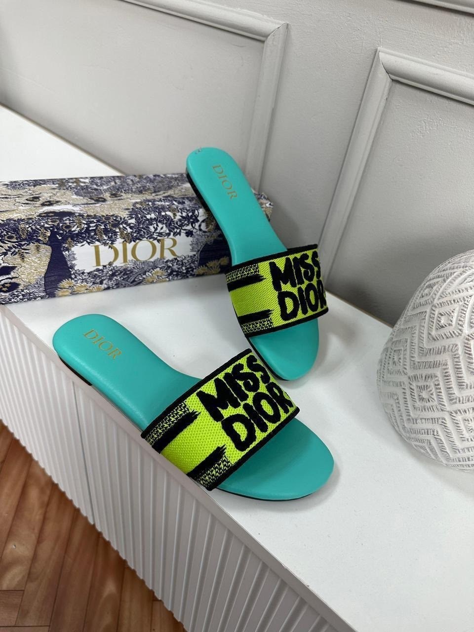 шлепанцы christian dior,,шлепки брендовые,женские шлепанцы,элегантные босоножки