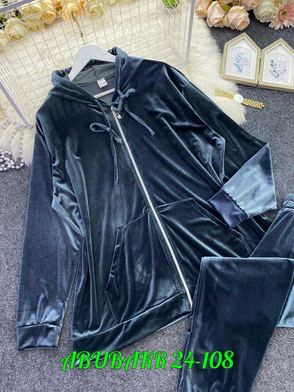 спортивные костюмы женские батал,костюм велюровый,велюровый спортивный костюм женски,женский велюровый спортивный костюм большого размера,велюровый спортивный костюм больших размеров