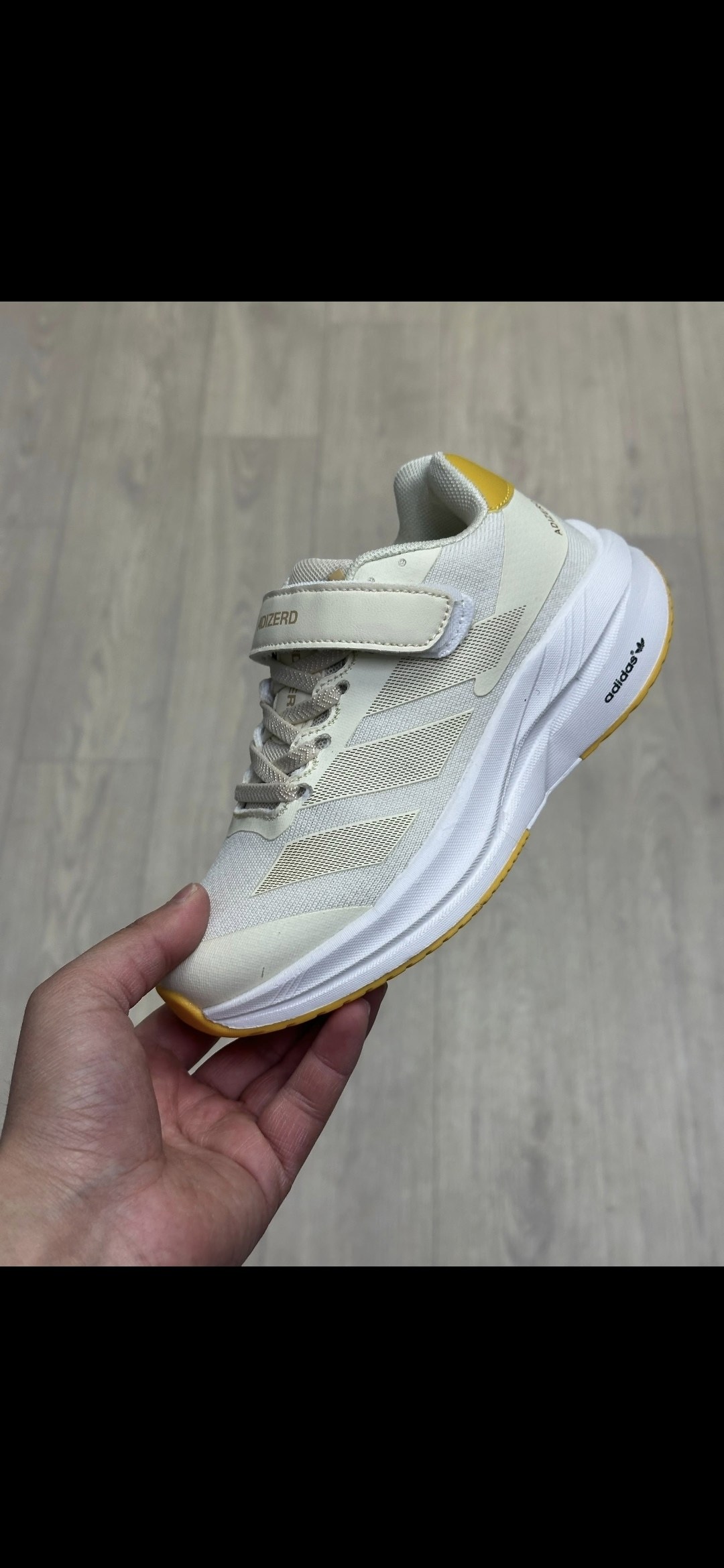 кроссовки adidas,кроссовки,кроссовки мальчику,baas кроссовки,кроссовки потерялись