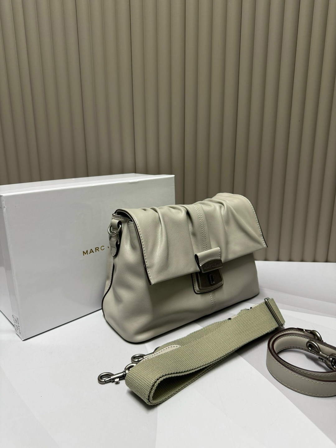 сумка,сумки женская,бежевая сумка,сумки на плечо,модная женская сумка