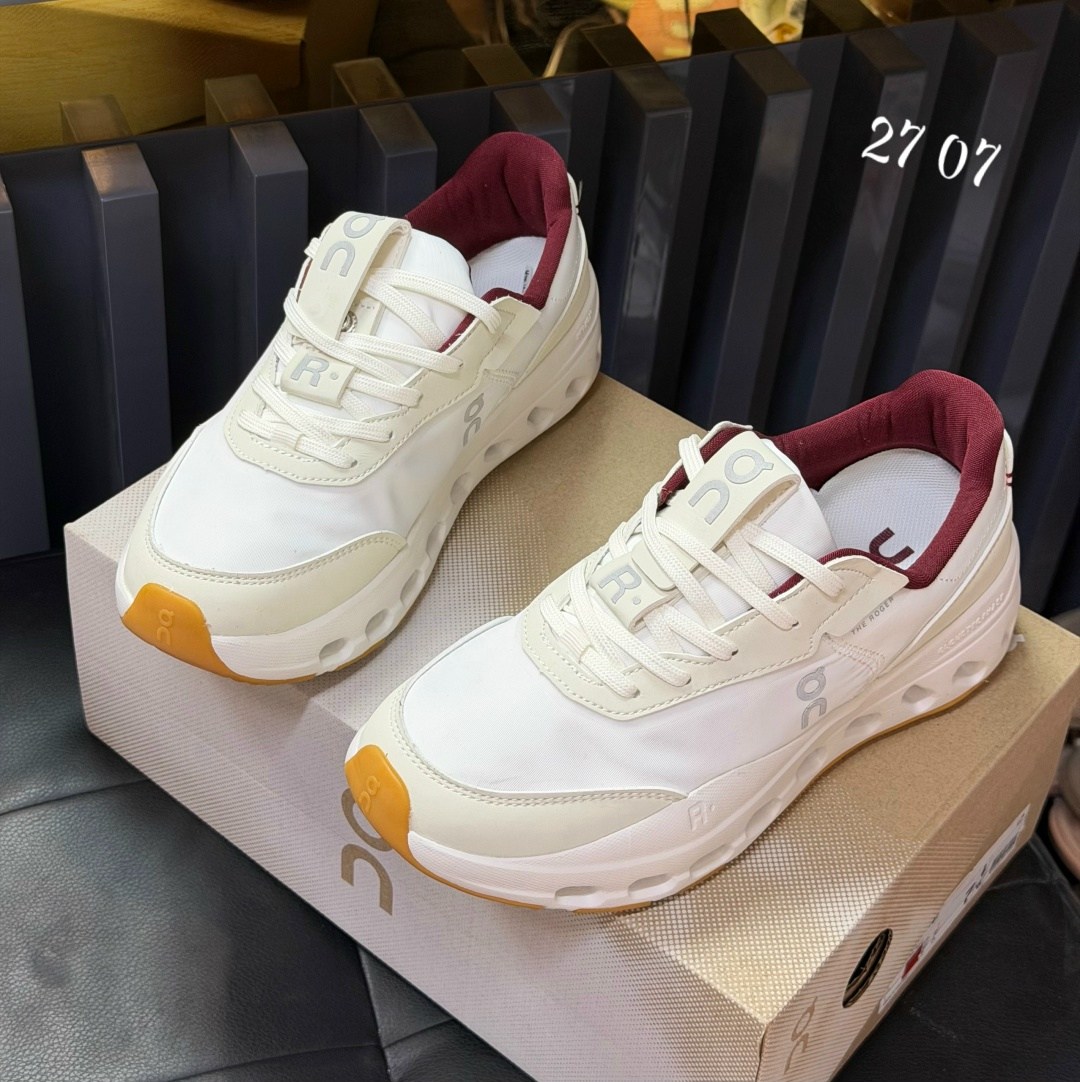 ,loewe кроссовки,женские кроссовки,повседневные кроссовки,комбинированные кроссовки