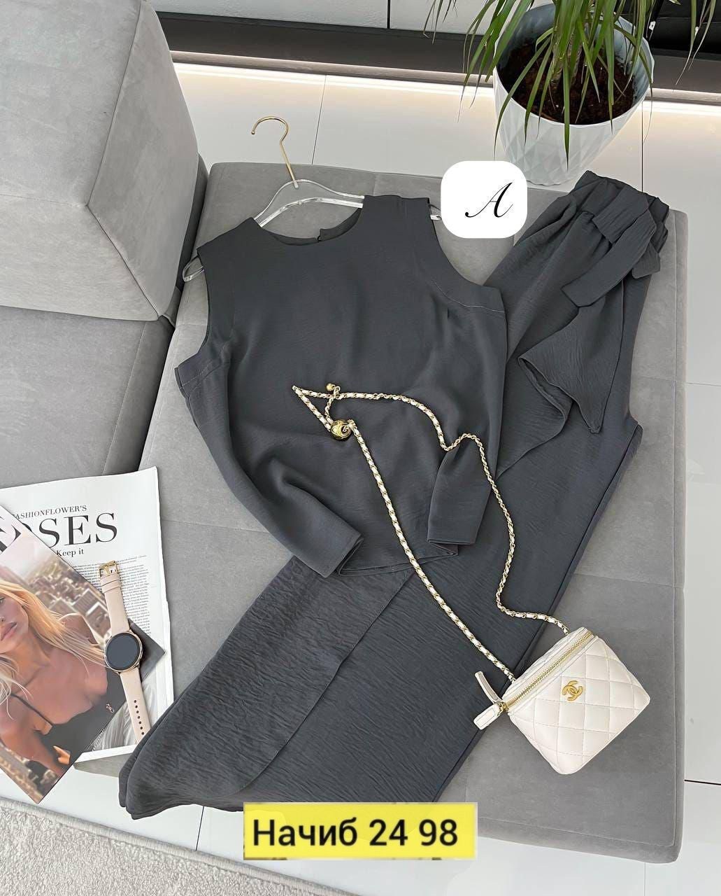 женский костюм двойка,костюм брючный вечерний с драпировкой,костюм женский,женский брючный костюм,костюм брючный вечерний с драпировкой цвет светло-серый