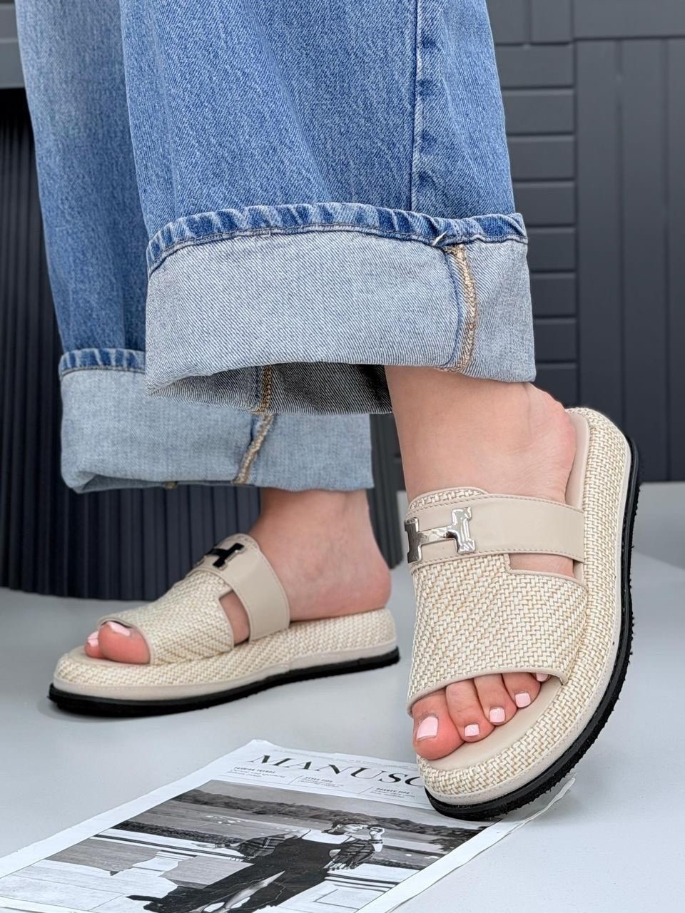 ,женские сандалии,женские шлепанцы,сандалии,модные шлепанцы