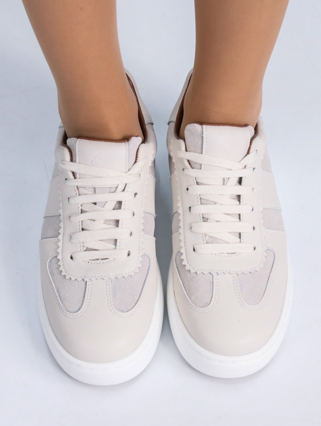 кроссовки женскиe,кеды женски,,спортивная ,кеды бежевые