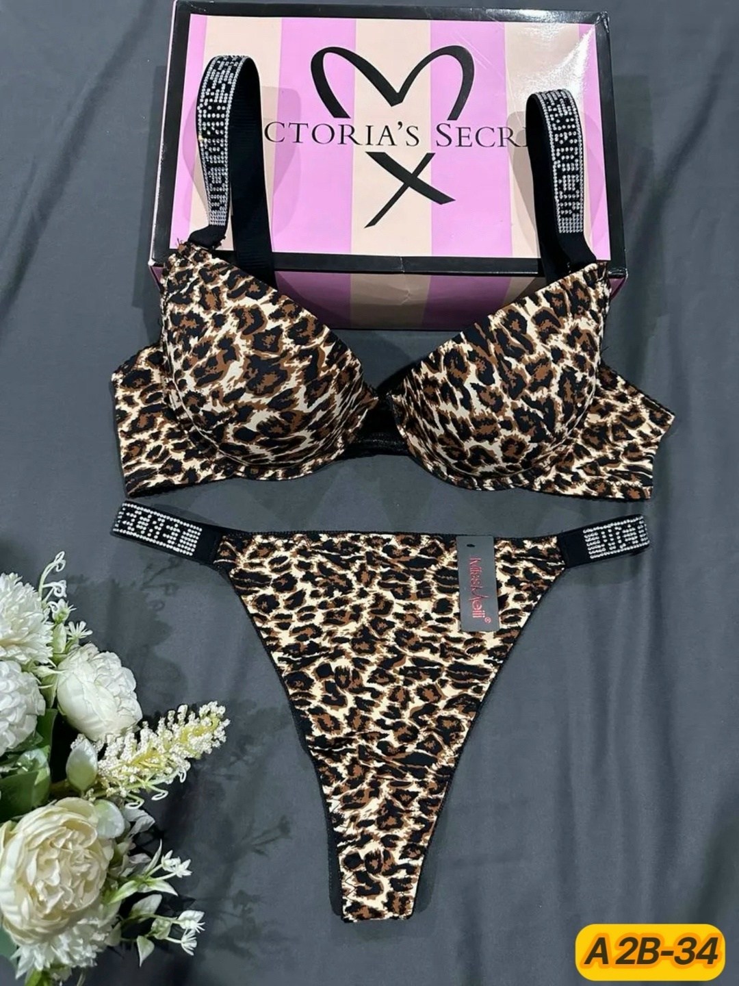 виктория сикрет леопардовый комплект,комплект нижнего белья,нижнее белье комплект женское,комплект нижнего белья со стразами пуш ап,нижнее белье комплект со стразами