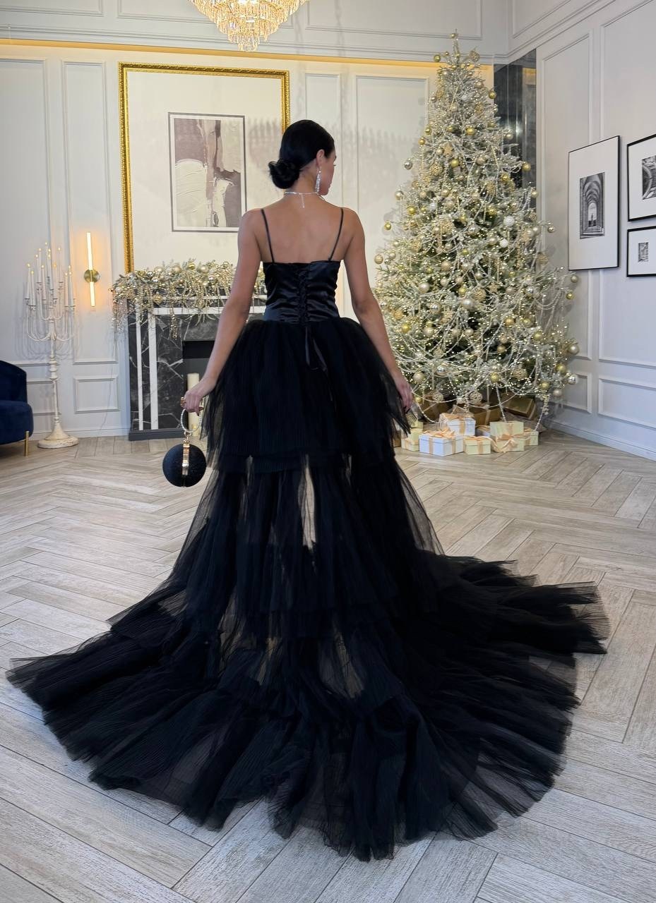 вечерние платья,вечернее платье со съемной юбкой,платья,черное пышное тюлевое платье hi low,элегантное черное платье в пол из фатина с юбкой-годе