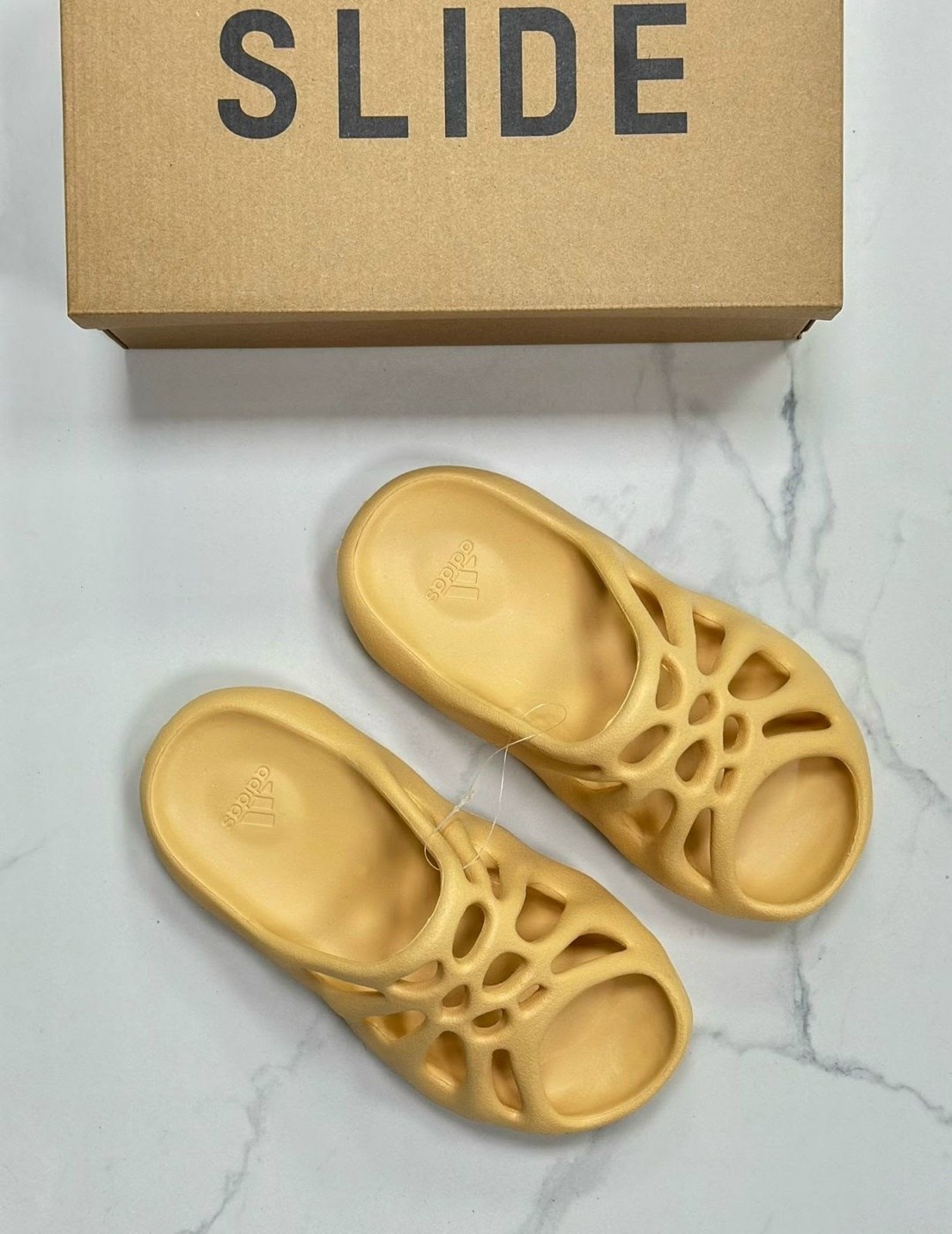 adidas yeezy 450 slide,,шлепанцы женские,модные тапочки,шлепанцы мягкие