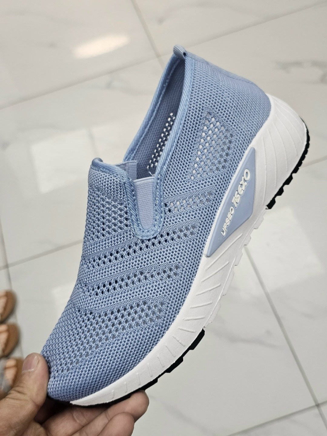 ,кроссовки женскиe,слипоны женские,спортивная ,летние кроссовки