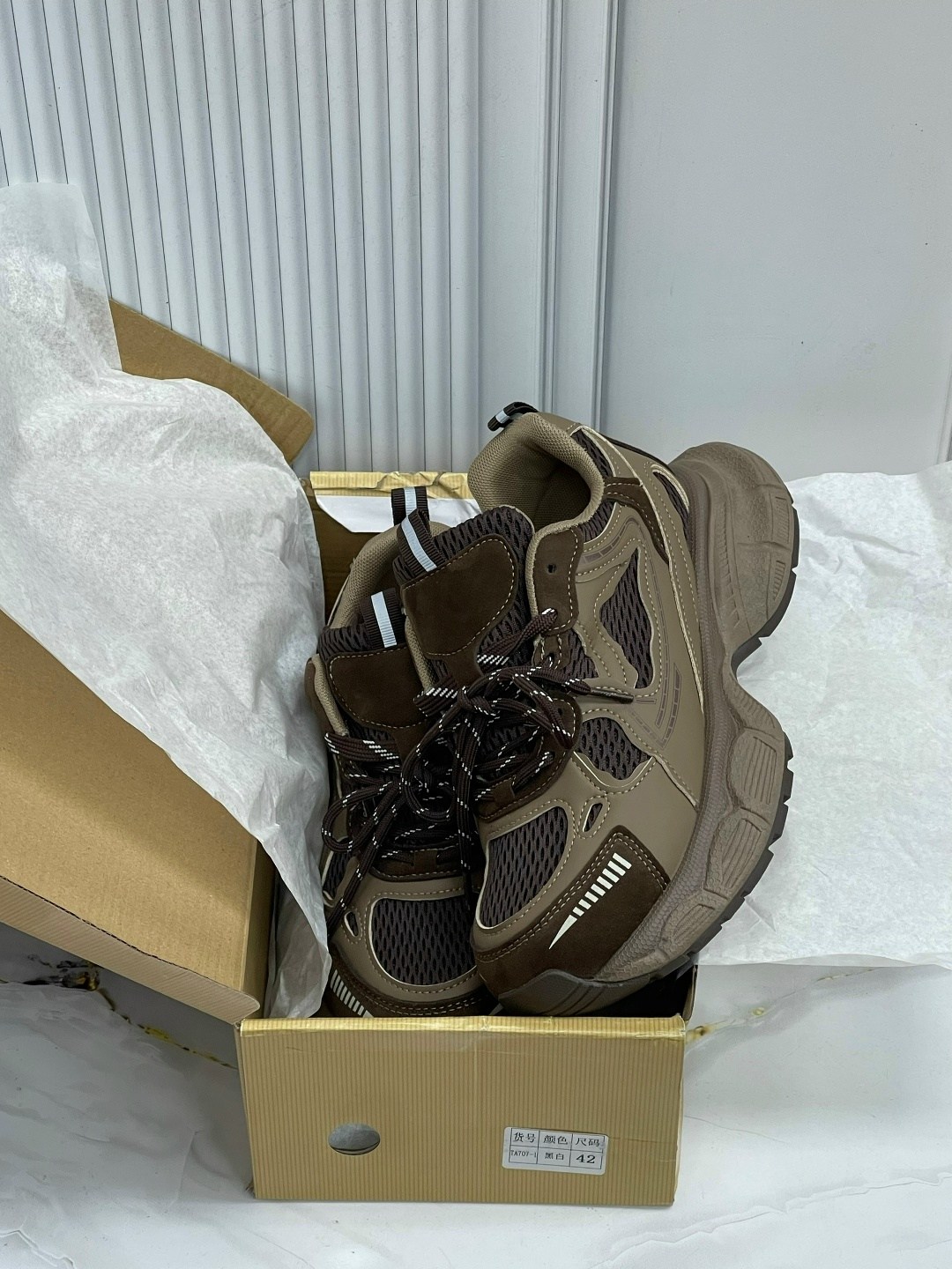 женские кроссовки,женские массивные кроссовки,женские кроссовки на массивной платформе,,женская спортивная , женские кроссовки на массивной платформе