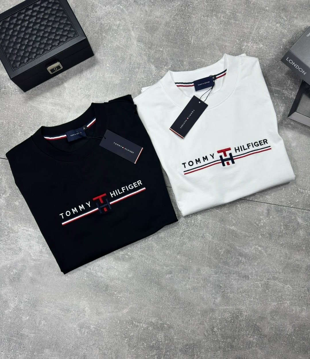 футболка мужская tommy hilfiger,футболка tommy hilfiger белый,футболка tommy hilfiger,футболка томми хилфигер реплика,белая футболка томми хилфигер