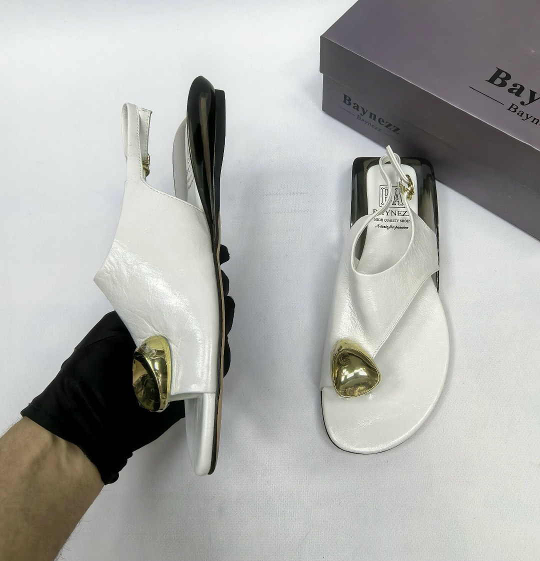 женские шлепанцы,шлепанцы valentino женские,,белые шлепанцы,женские босоножки