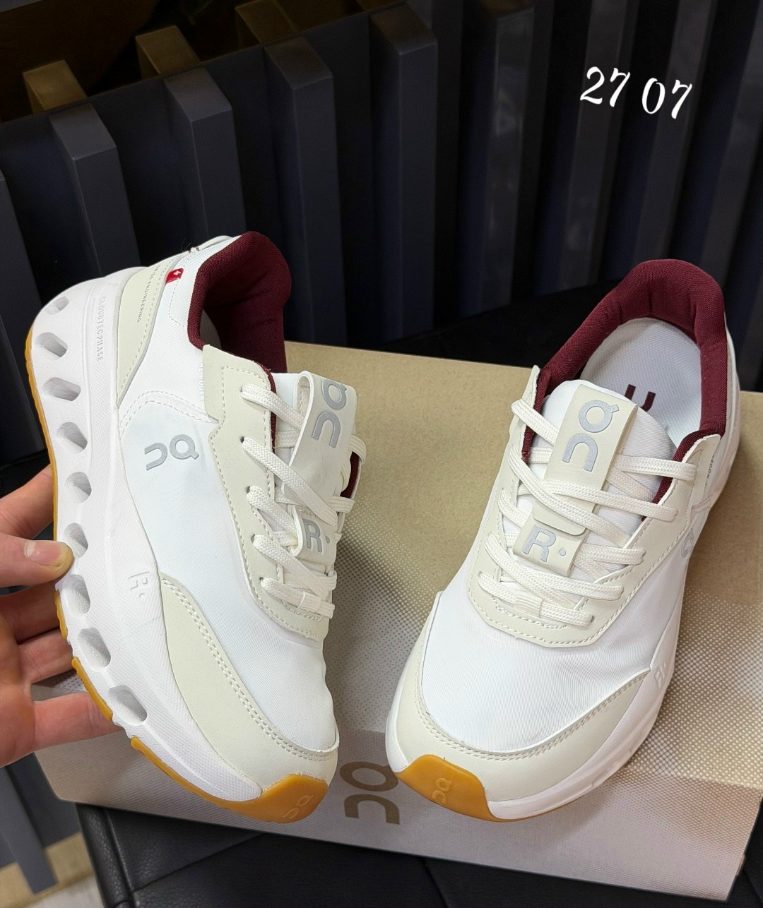 ,loewe кроссовки,женские кроссовки,повседневные кроссовки,комбинированные кроссовки