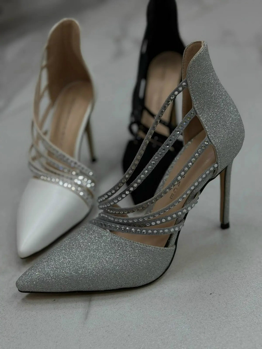 ,туфли лодочки женские,модные туфли,модные туфли женские на низком каблуке 2026,туфли с открытые