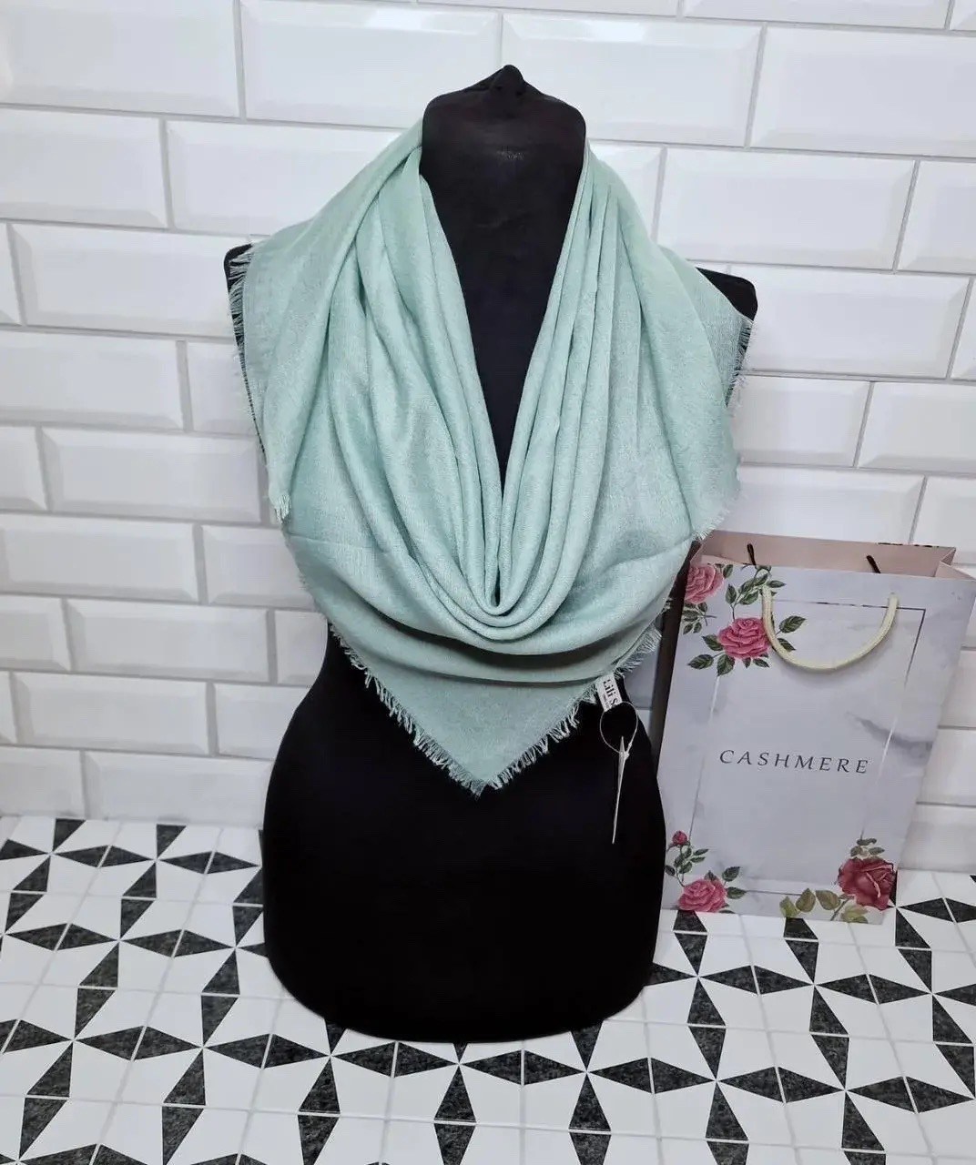 платки тонки,oднотонный платок,палантин женские,палантин,платки для женщин