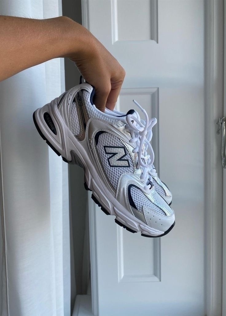 кроссовки,кроссовки женскиe,кроссовки new balance 530,кроссовки белые летние new balance 530,растоптанные кроссовки