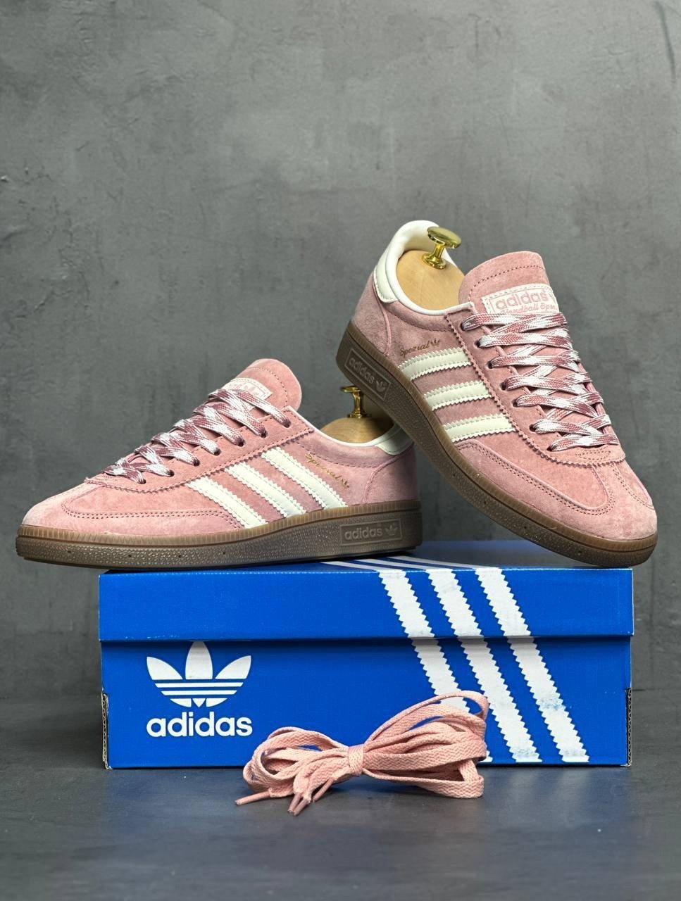 ,кроссовки adidas originals handball spezial,кроссовки adidas spezial,adidas spezial розовые,женские кроссовки adidas