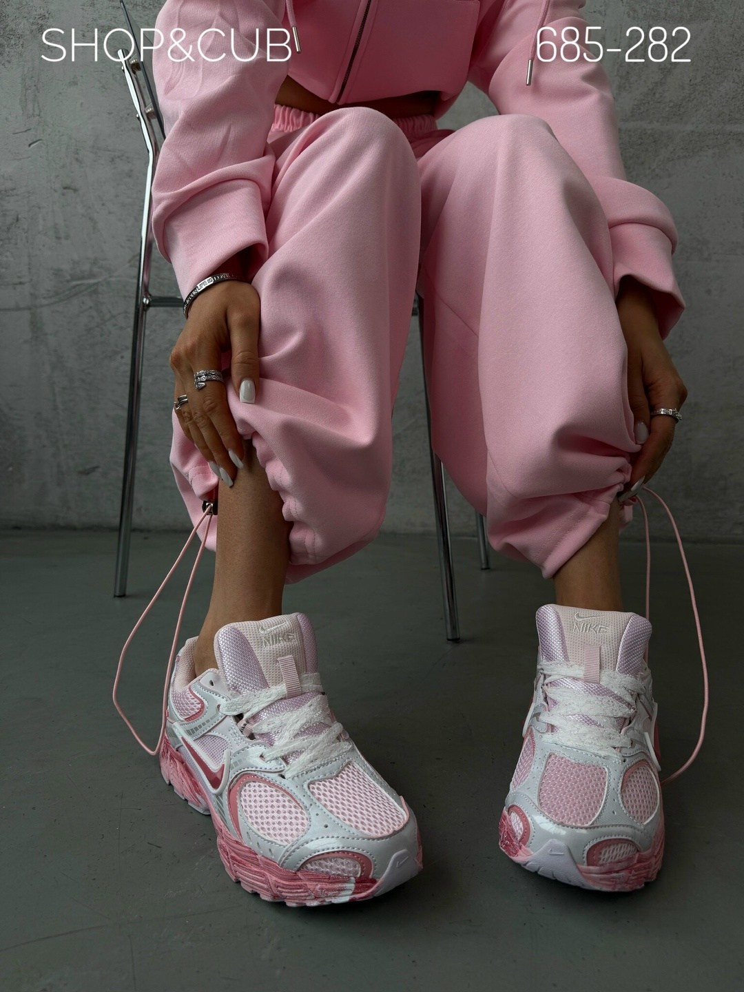 кроссовки,кроссовки женскиe,розовые кроссовки,кроссовки женские розовые,кроссовки баленcиaгa